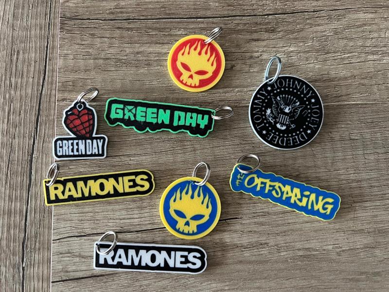 Keychain punk rock Green Day Ramones Offspring
