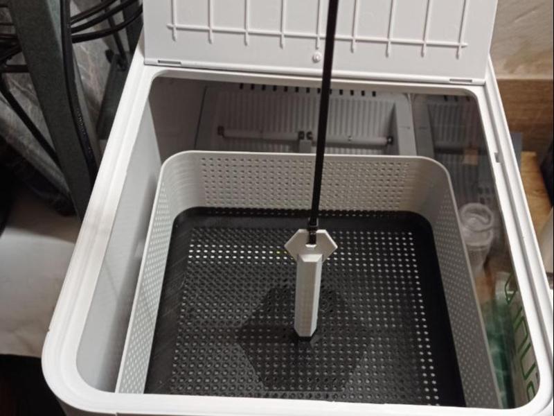Perforated basket for drying silica gel – Sunlu dryer