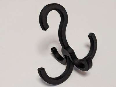 Folding quad hook hanger