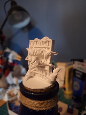 Bookshelf mimic with base