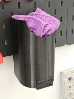 Micro fiber bucket for Skadis PegBoard