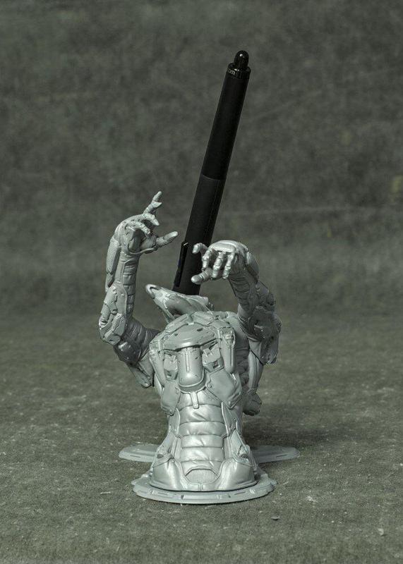 LANCER Pen Holder Figurine - Futuristic Cyborg Desk Sculpture - 3D Printed Resin Statue - Office Decor Gift - High Quality Pen Stand