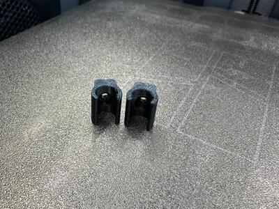 10mm pipe clip
