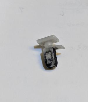 Subaru headlight trim clip
