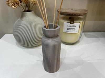 Vertical Ambient Fragrance Diffuser Vase