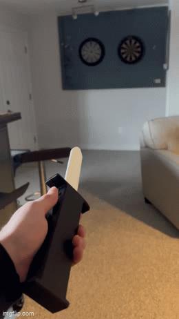 Ballistic knife- Shoots Up to 20Ft!