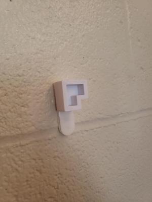 Command Canvas Hanger