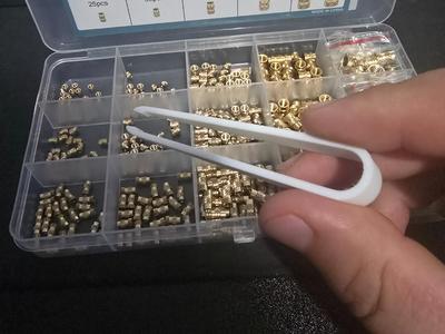 Tweezers