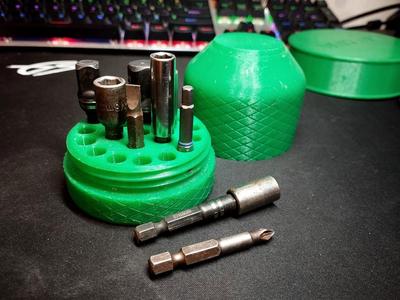 Screw bit case 