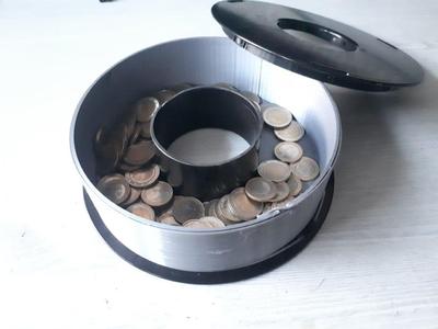 Alte Filamentspulen als Depot für Wertsachen verwenden.