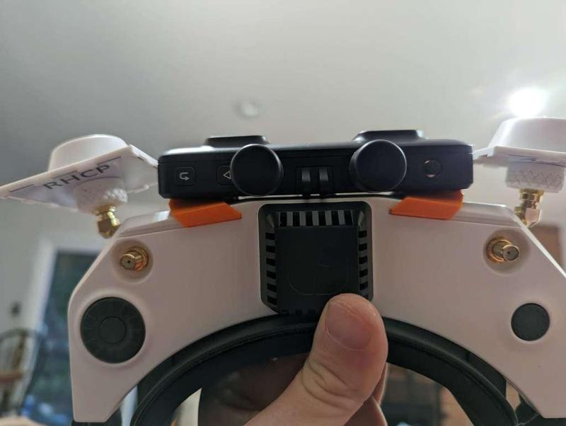 Walksnail Avatar low profile VRX clip for HDZero goggles