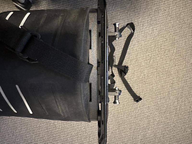 Tailfin Adapter Cargo Cage 