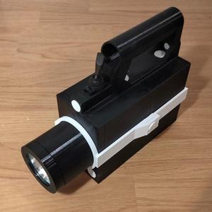 Powerful 12 volt flashlight