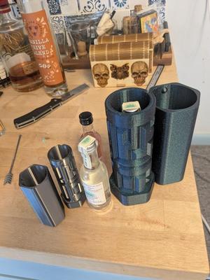 Labyrinth Gift Box that holds airline bottles