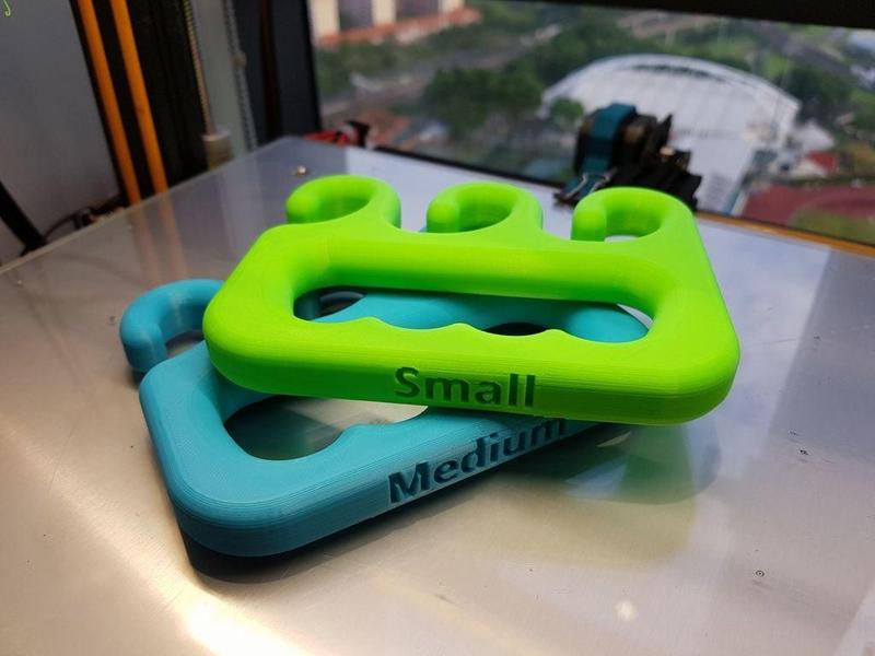 Ergonomic Bag Carrier