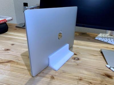 Size Adjustable Vertical Laptop Stand