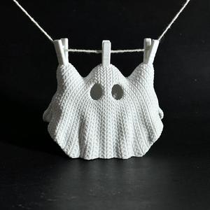 Knitted Hanging Ghost