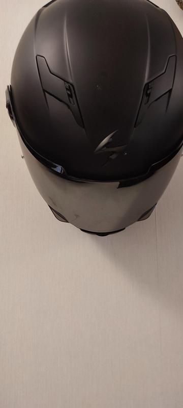 Motorcycle helmet mount