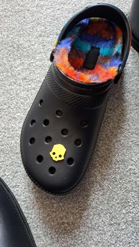 Helldivers croc charm