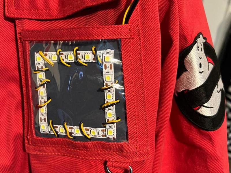 Ghostbusterts Frozen Empire Light-up Pocket Gizmo