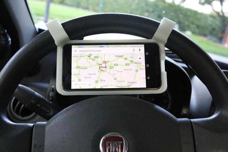 Phone Holder on steering wheel