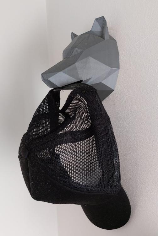 LOBO low poly for caps