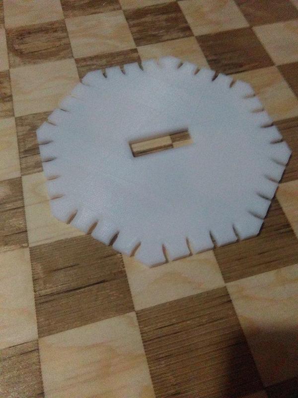 Octagonal Kumihimo loom 