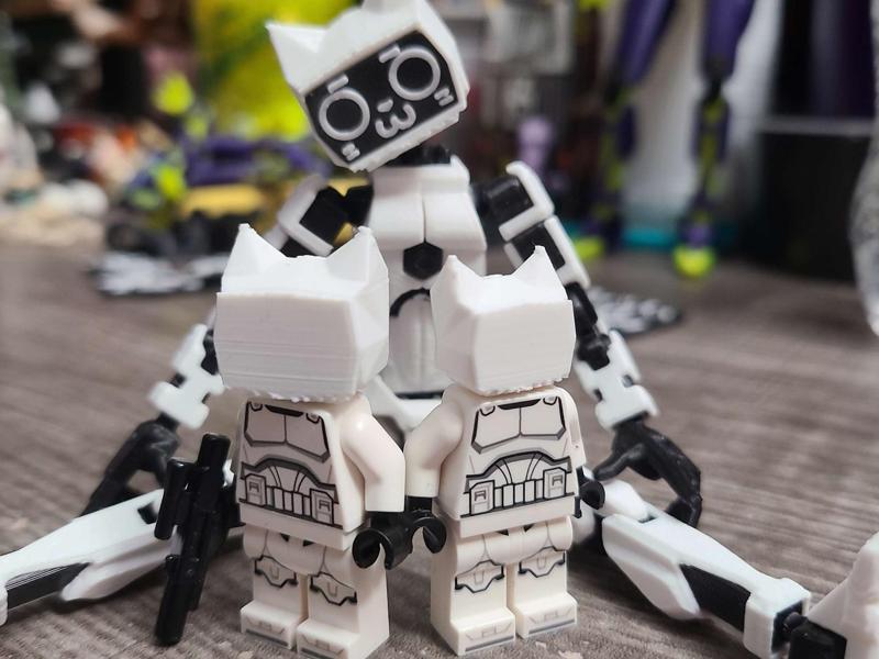 Kerfur Omega Minifigure Head