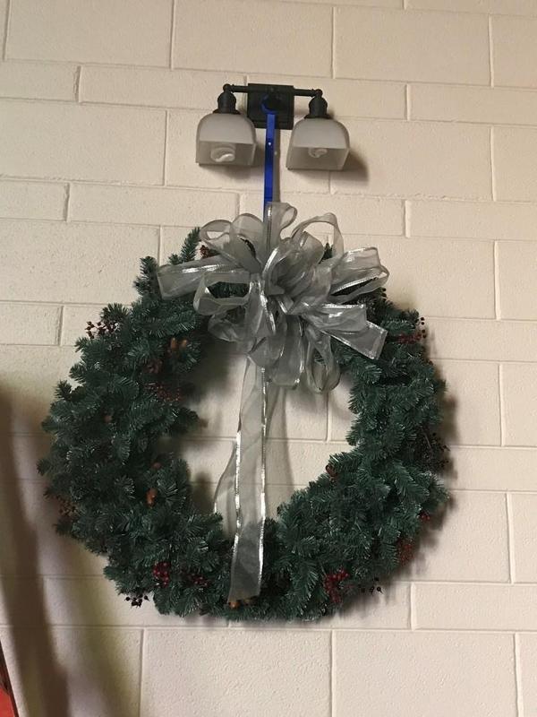 Wreath Holder for Wall mounted lights