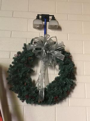 Wreath Holder for Wall mounted lights