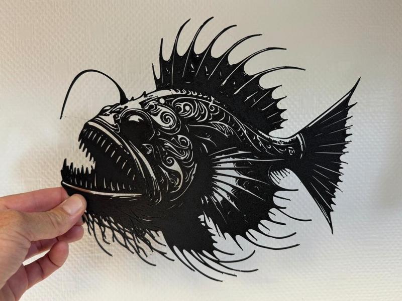 Decor abyssal anglerfish art