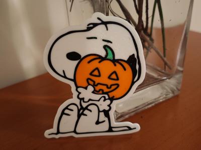 Snoopy Loves Halloween (decoration and earring)