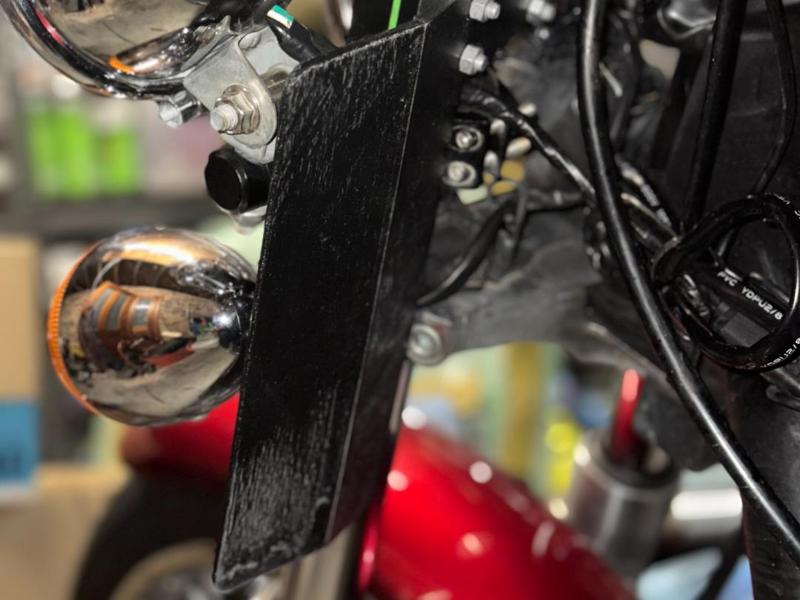 Windshield Lowers / Wind Deflector 41mm fork mount