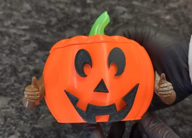 Mr. Pumpkin Head – Customizable Halloween Décor!