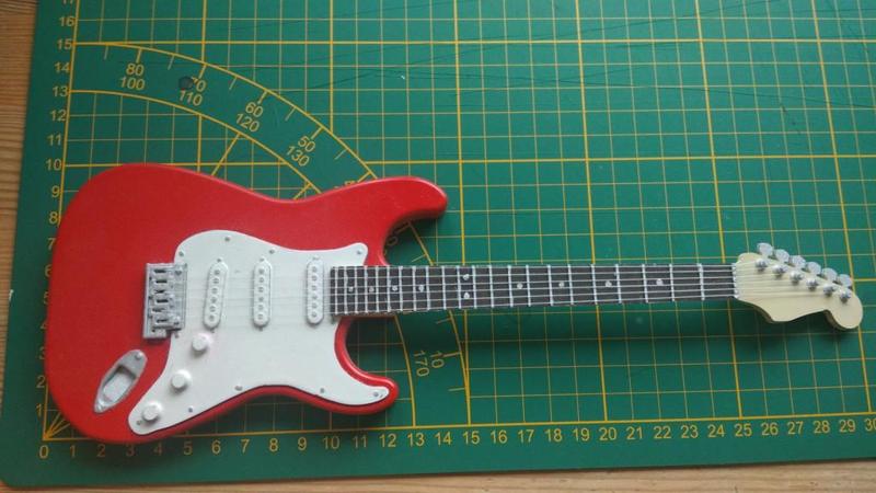 Fender Stratocaster Mini guitar model