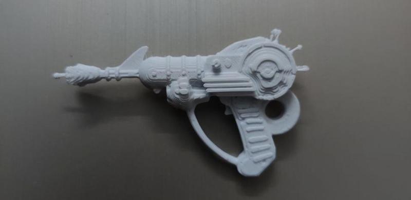 Ray Gun key ring pendant