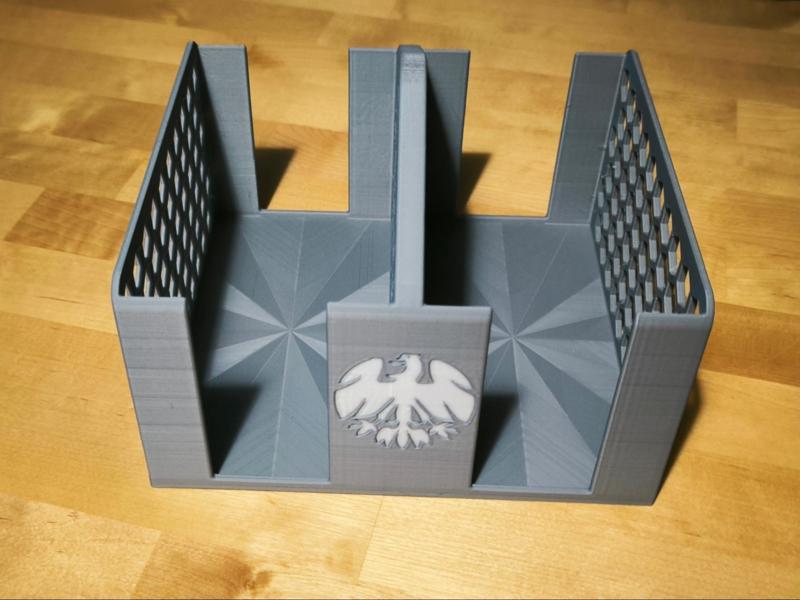 Frankfurt napkin holder