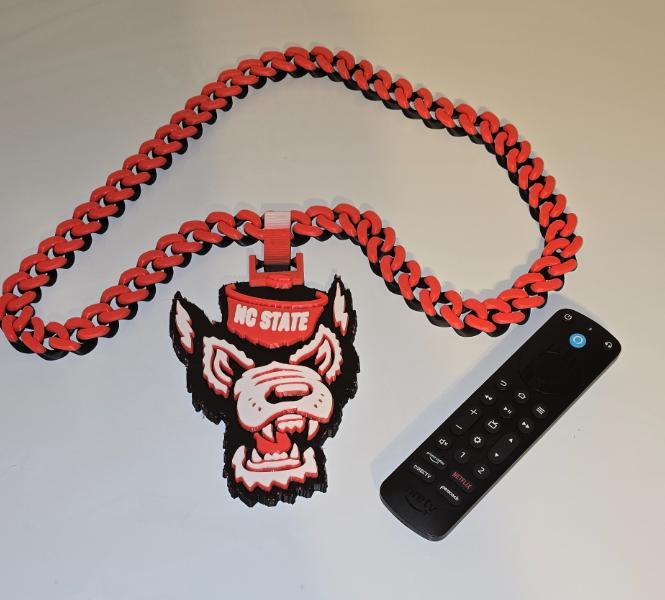 NC State Phat Wuf Chain