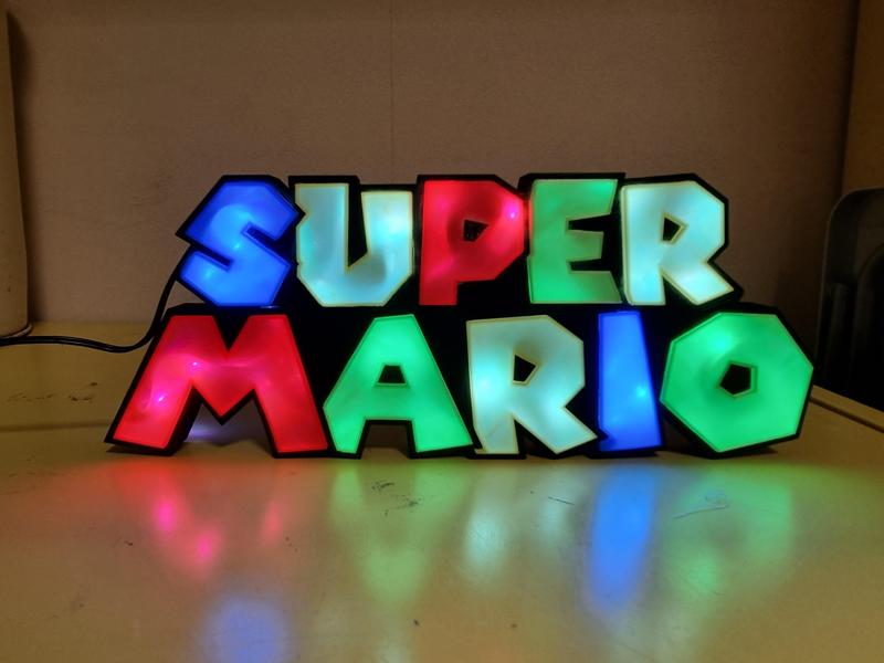 Super Mario lamp