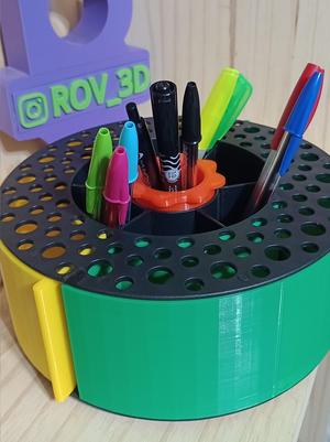 Reel / rotating reel pencil with drawers