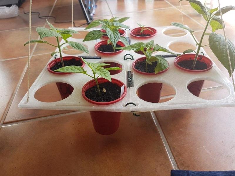 Plastic cup planter hanger 