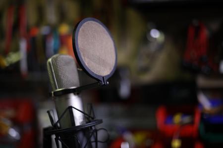 Behringer B2PRO DIY antipop filter