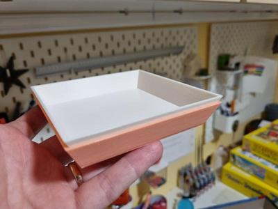 Parametric stackable trays