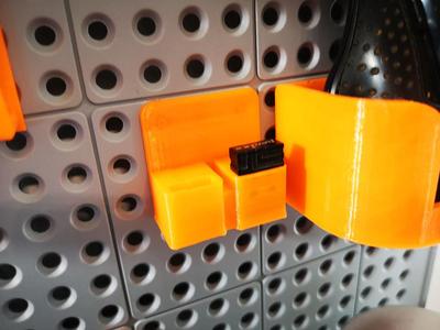 USB Key holder for Keter Pegboard