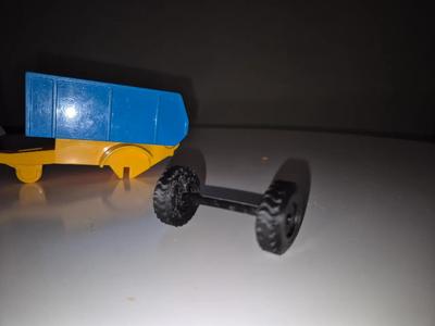 Duplo wheel and axel   