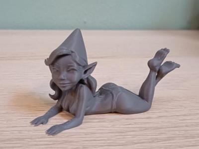 Sun-Kissed Pin-Up Gnome