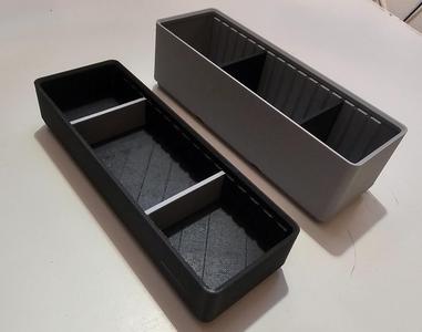 Gridfinity bins with dividers
