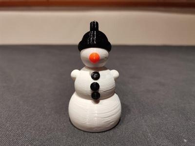 Snowman orange Nose, black Had