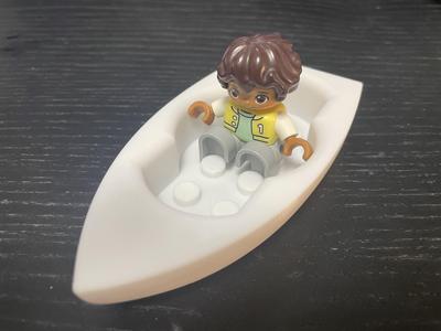 Simple and Small Boat for Lego Duplo