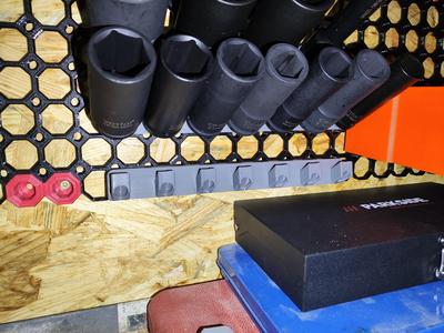 Multiboard Socket 1/2" hanger